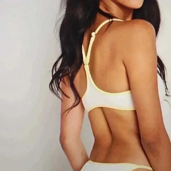 L SPACE PAMELA BIKINI TOP CREAM/LEMON DROP SIZE XL - Picture 4 of 6